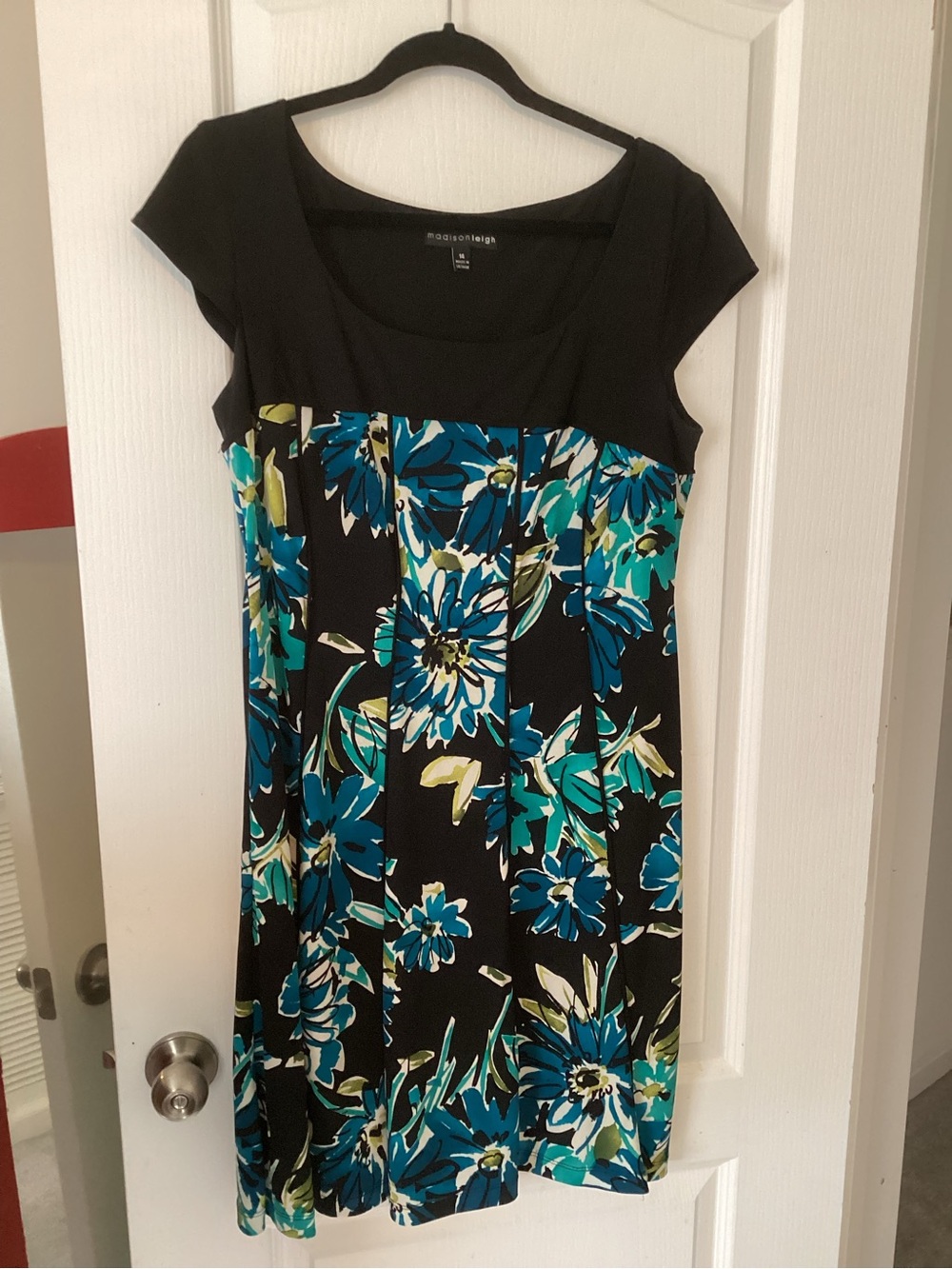 madison leigh Black Scoop Neck Top